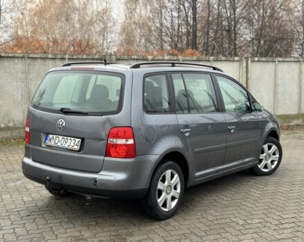 Серый Фольксваген Туран, объемом двигателя 2 л и пробегом 370 тыс. км за 2550 $, фото 4 на Automoto.ua