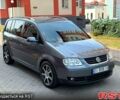 Сірий Фольксваген Туран, об'ємом двигуна 2 л та пробігом 340 тис. км за 5500 $, фото 1 на Automoto.ua