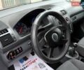Сірий Фольксваген Туран, об'ємом двигуна 1.9 л та пробігом 264 тис. км за 5400 $, фото 31 на Automoto.ua