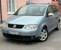 Сірий Фольксваген Туран, об'ємом двигуна 1.9 л та пробігом 318 тис. км за 5800 $, фото 1 на Automoto.ua