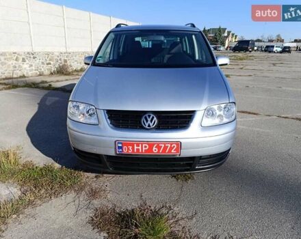 Серый Фольксваген Туран, объемом двигателя 1.6 л и пробегом 243 тыс. км за 5999 $, фото 7 на Automoto.ua