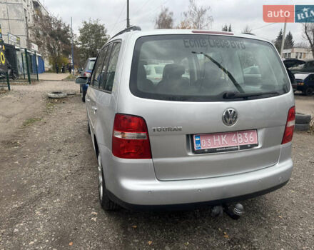 Сірий Фольксваген Туран, об'ємом двигуна 1.6 л та пробігом 221 тис. км за 6499 $, фото 5 на Automoto.ua