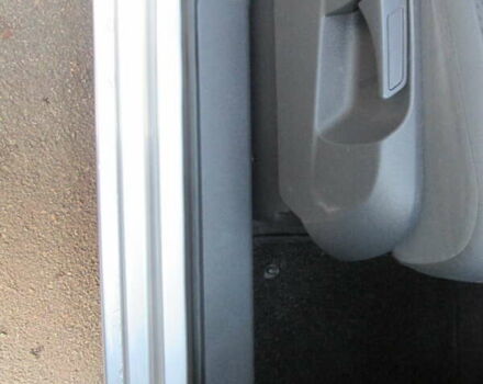 Серый Фольксваген Туран, объемом двигателя 1.6 л и пробегом 230 тыс. км за 6500 $, фото 32 на Automoto.ua