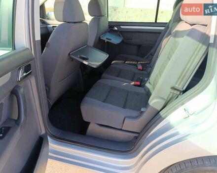 Серый Фольксваген Туран, объемом двигателя 1.6 л и пробегом 243 тыс. км за 5999 $, фото 10 на Automoto.ua