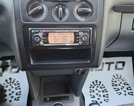 Серый Фольксваген Туран, объемом двигателя 1.6 л и пробегом 214 тыс. км за 6299 $, фото 40 на Automoto.ua