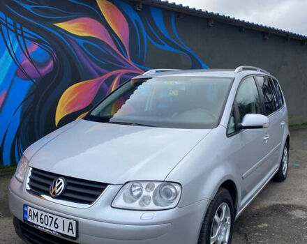 Сірий Фольксваген Туран, об'ємом двигуна 1.39 л та пробігом 217 тис. км за 6250 $, фото 1 на Automoto.ua