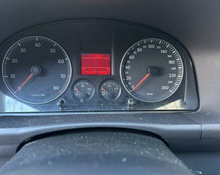 Серый Фольксваген Туран, объемом двигателя 1.6 л и пробегом 211 тыс. км за 6000 $, фото 18 на Automoto.ua