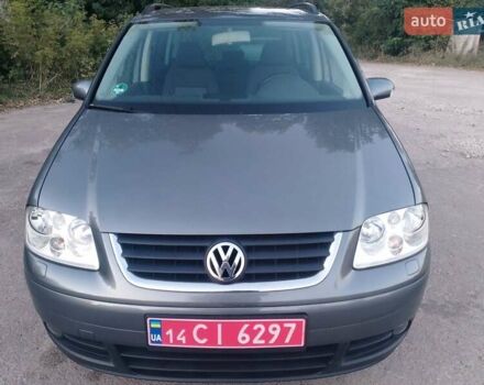 Серый Фольксваген Туран, объемом двигателя 1.6 л и пробегом 215 тыс. км за 5900 $, фото 19 на Automoto.ua
