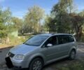 Сірий Фольксваген Туран, об'ємом двигуна 1.9 л та пробігом 200 тис. км за 2608 $, фото 1 на Automoto.ua