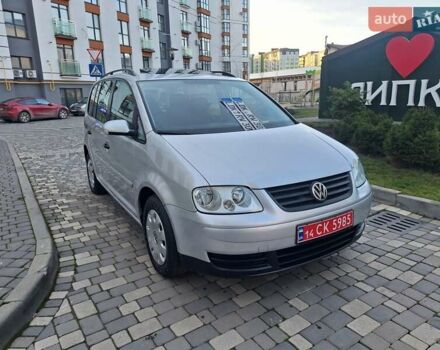 Серый Фольксваген Туран, объемом двигателя 1.6 л и пробегом 214 тыс. км за 6299 $, фото 14 на Automoto.ua