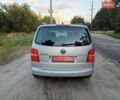 Сірий Фольксваген Туран, об'ємом двигуна 1.6 л та пробігом 246 тис. км за 6100 $, фото 5 на Automoto.ua