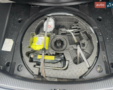 Сірий Фольксваген Туран, об'ємом двигуна 1.6 л та пробігом 221 тис. км за 6499 $, фото 33 на Automoto.ua