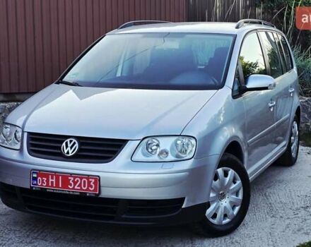 Серый Фольксваген Туран, объемом двигателя 1.6 л и пробегом 270 тыс. км за 6499 $, фото 3 на Automoto.ua