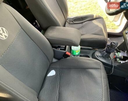 Серый Фольксваген Туран, объемом двигателя 1.9 л и пробегом 400 тыс. км за 6500 $, фото 10 на Automoto.ua