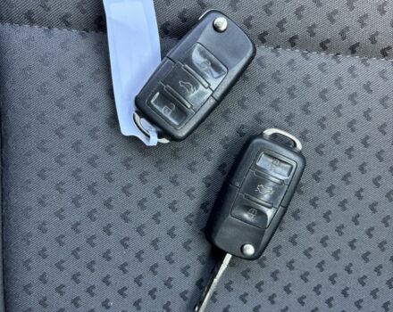 Серый Фольксваген Туран, объемом двигателя 1.6 л и пробегом 222 тыс. км за 5899 $, фото 13 на Automoto.ua