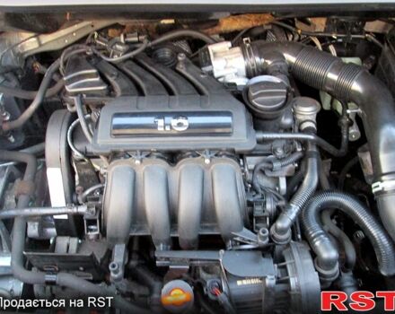 Серый Фольксваген Туран, объемом двигателя 1.6 л и пробегом 230 тыс. км за 6500 $, фото 10 на Automoto.ua