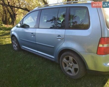 Серый Фольксваген Туран, объемом двигателя 1.39 л и пробегом 200 тыс. км за 5500 $, фото 7 на Automoto.ua