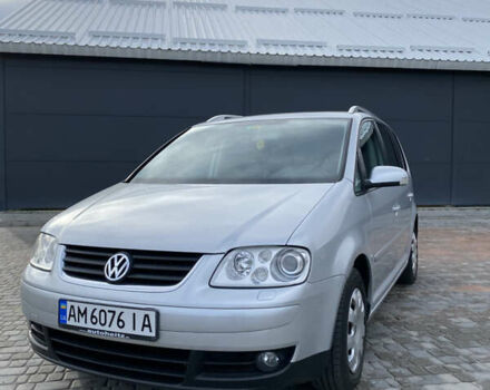 Сірий Фольксваген Туран, об'ємом двигуна 1.4 л та пробігом 217 тис. км за 6400 $, фото 1 на Automoto.ua