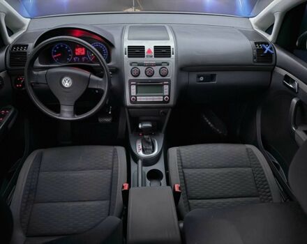 Сірий Фольксваген Туран, об'ємом двигуна 1.4 л та пробігом 211 тис. км за 6799 $, фото 10 на Automoto.ua