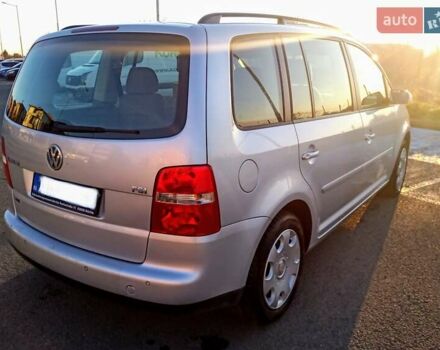 Серый Фольксваген Туран, объемом двигателя 1.6 л и пробегом 26 тыс. км за 11572 $, фото 12 на Automoto.ua