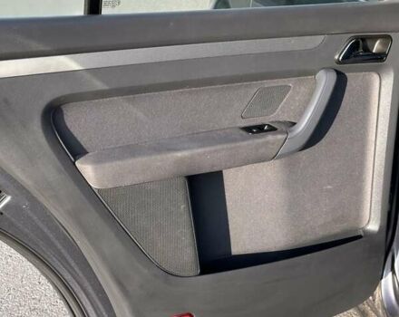 Серый Фольксваген Туран, объемом двигателя 1.97 л и пробегом 330 тыс. км за 5800 $, фото 17 на Automoto.ua