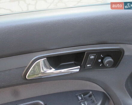 Серый Фольксваген Туран, объемом двигателя 1.6 л и пробегом 230 тыс. км за 6500 $, фото 7 на Automoto.ua