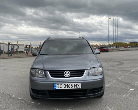 Серый Фольксваген Туран, объемом двигателя 1.6 л и пробегом 240 тыс. км за 7000 $, фото 9 на Automoto.ua