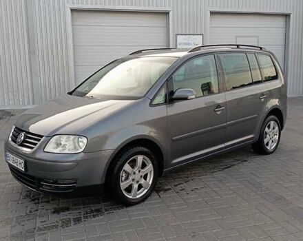 Серый Фольксваген Туран, объемом двигателя 1.98 л и пробегом 250 тыс. км за 5200 $, фото 14 на Automoto.ua