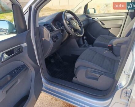 Серый Фольксваген Туран, объемом двигателя 1.6 л и пробегом 243 тыс. км за 5999 $, фото 11 на Automoto.ua