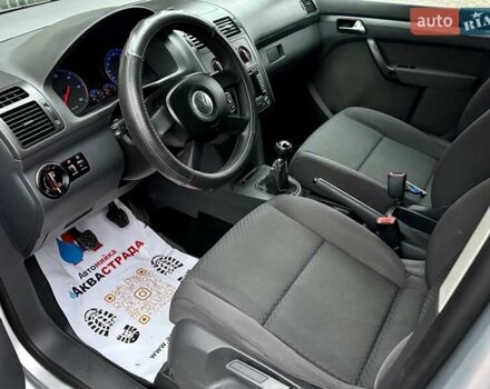 Сірий Фольксваген Туран, об'ємом двигуна 1.9 л та пробігом 264 тис. км за 5400 $, фото 30 на Automoto.ua