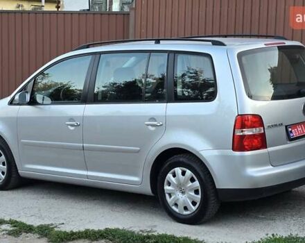 Серый Фольксваген Туран, объемом двигателя 1.6 л и пробегом 270 тыс. км за 6499 $, фото 21 на Automoto.ua