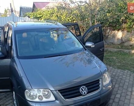 Серый Фольксваген Туран, объемом двигателя 1.9 л и пробегом 281 тыс. км за 6500 $, фото 28 на Automoto.ua