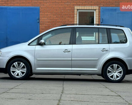 Серый Фольксваген Туран, объемом двигателя 1.6 л и пробегом 219 тыс. км за 6599 $, фото 7 на Automoto.ua