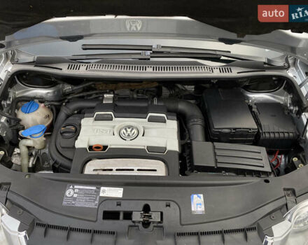 Сірий Фольксваген Туран, об'ємом двигуна 1.39 л та пробігом 217 тис. км за 6250 $, фото 15 на Automoto.ua