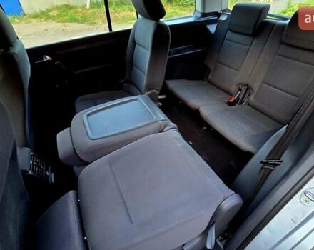 Серый Фольксваген Туран, объемом двигателя 1.6 л и пробегом 270 тыс. км за 6499 $, фото 46 на Automoto.ua