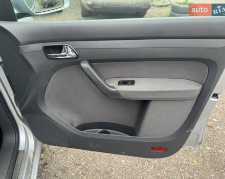 Сірий Фольксваген Туран, об'ємом двигуна 1.6 л та пробігом 221 тис. км за 6499 $, фото 39 на Automoto.ua