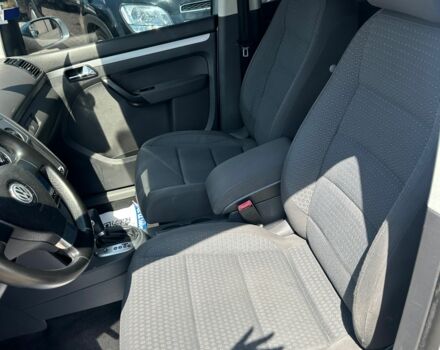 Сірий Фольксваген Туран, об'ємом двигуна 2 л та пробігом 215 тис. км за 7600 $, фото 12 на Automoto.ua