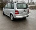 Серый Фольксваген Туран, объемом двигателя 1.9 л и пробегом 350 тыс. км за 2900 $, фото 5 на Automoto.ua