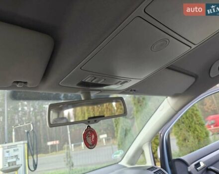 Серый Фольксваген Туран, объемом двигателя 1.6 л и пробегом 205 тыс. км за 5950 $, фото 15 на Automoto.ua