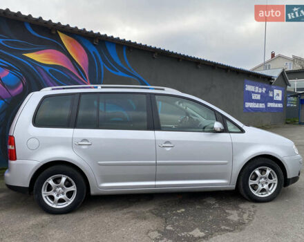 Сірий Фольксваген Туран, об'ємом двигуна 1.39 л та пробігом 217 тис. км за 6250 $, фото 4 на Automoto.ua