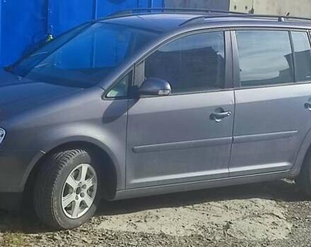 Серый Фольксваген Туран, объемом двигателя 2 л и пробегом 181 тыс. км за 4900 $, фото 8 на Automoto.ua