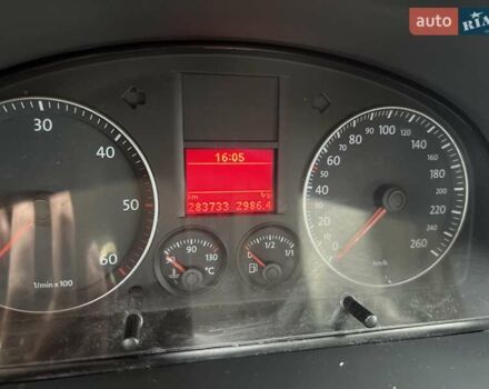 Сірий Фольксваген Туран, об'ємом двигуна 1.9 л та пробігом 283 тис. км за 5400 $, фото 33 на Automoto.ua