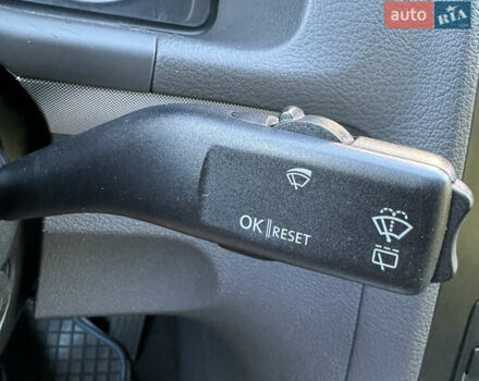 Сірий Фольксваген Туран, об'ємом двигуна 1.6 л та пробігом 219 тис. км за 6699 $, фото 36 на Automoto.ua