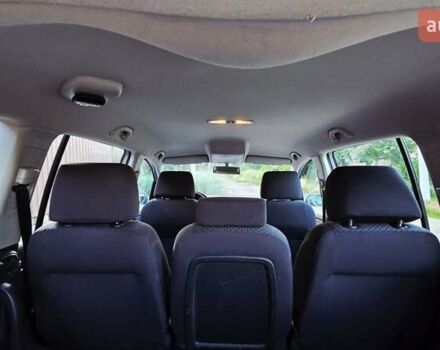 Серый Фольксваген Туран, объемом двигателя 1.6 л и пробегом 270 тыс. км за 6499 $, фото 47 на Automoto.ua