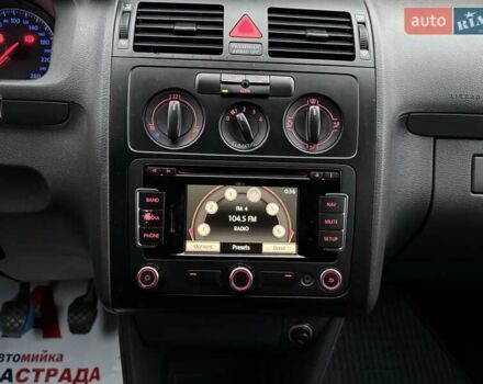 Сірий Фольксваген Туран, об'ємом двигуна 1.9 л та пробігом 264 тис. км за 5400 $, фото 46 на Automoto.ua