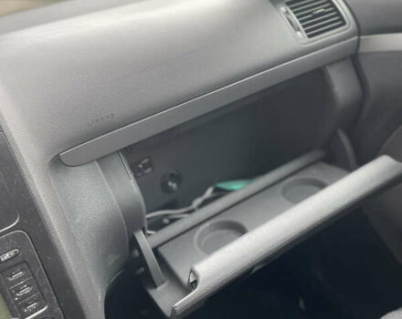 Серый Фольксваген Туран, объемом двигателя 1.6 л и пробегом 266 тыс. км за 6600 $, фото 15 на Automoto.ua