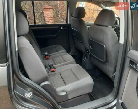 Серый Фольксваген Туран, объемом двигателя 1.6 л и пробегом 193 тыс. км за 6400 $, фото 10 на Automoto.ua