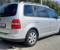 Серый Фольксваген Туран, объемом двигателя 1.6 л и пробегом 190 тыс. км за 5900 $, фото 3 на Automoto.ua