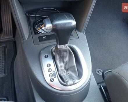 Серый Фольксваген Туран, объемом двигателя 1.9 л и пробегом 281 тыс. км за 6500 $, фото 20 на Automoto.ua