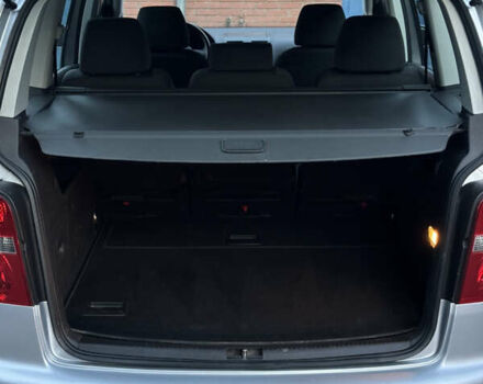 Серый Фольксваген Туран, объемом двигателя 1.6 л и пробегом 219 тыс. км за 6599 $, фото 44 на Automoto.ua